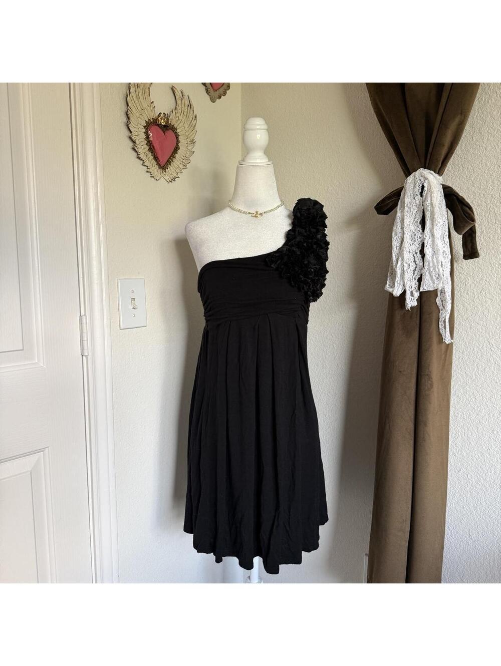 Bebe Black One Shoulder Rosette Ruffle Mini Dress Size M Going Out Y2K